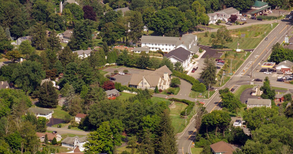 Primary Photo Of 210 Woodport, Sparta Office For Lease