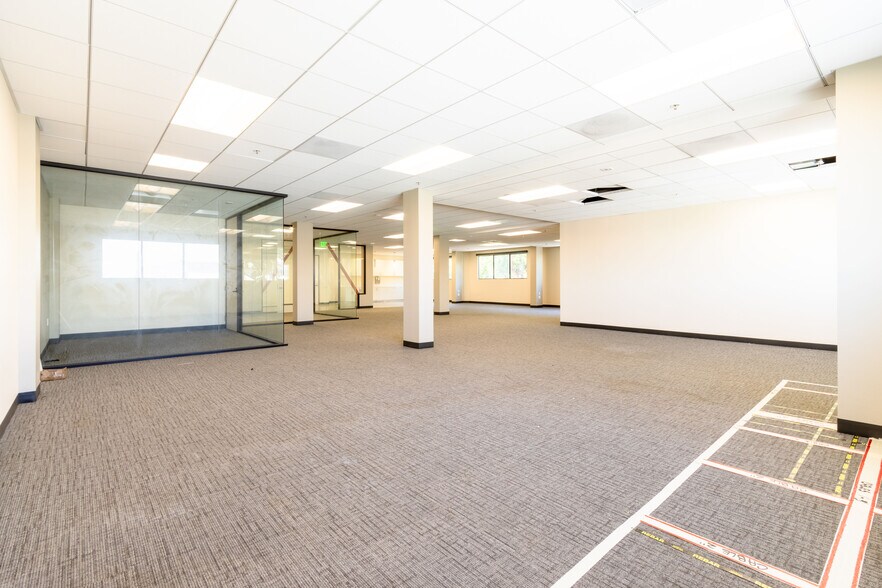 More Photos Of 2800 Leavenworth St, San Francisco Storefront Retail Office For Lease