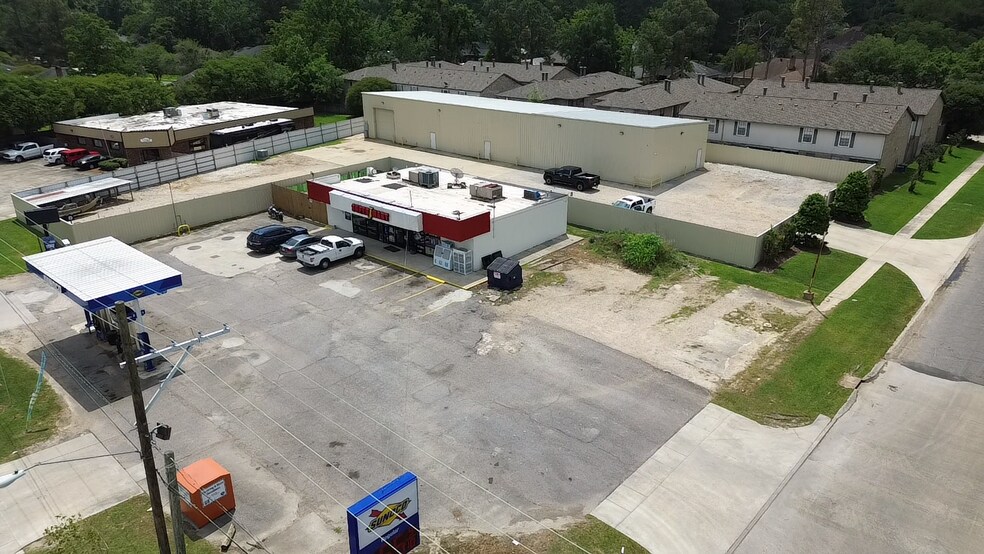 More Photos Of 2215 King Arthur Blvd, Baton Rouge Industrial For Sale