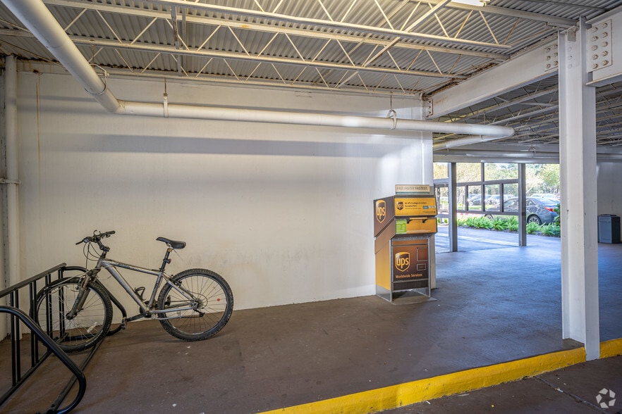 More Photos Of 9801 Westheimer Rd, Houston Office For Lease