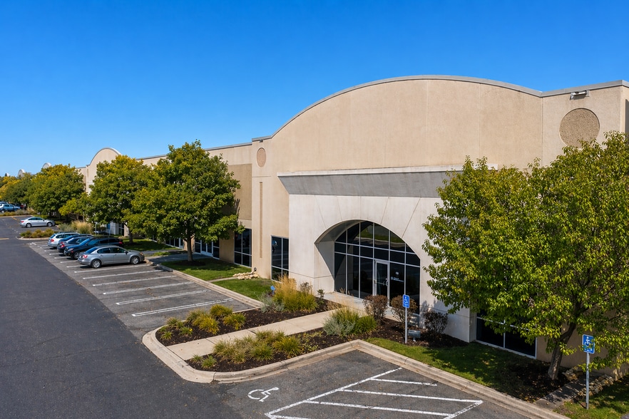 Primary Photo Of 8400 89th Ave N, Brooklyn Park Warehouse For Lease