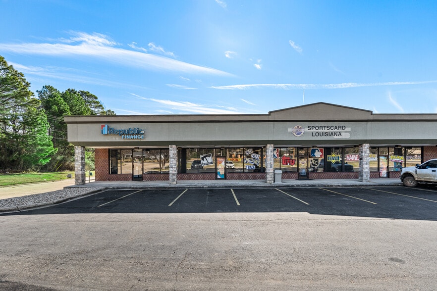 More Photos Of 3000 N Market St, Shreveport General Retail For Sale