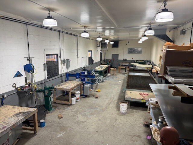 More Photos Of 317 E 3rd St, Mount Vernon Auto Repair For Sale