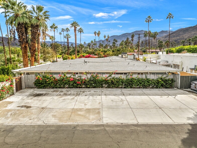More Photos Of 1425 S Via Soledad, Palm Springs Apartments For Sale