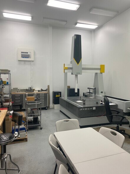 More Photos Of 1033 Cavalier Blvd, Chesapeake Manufacturing For Sale