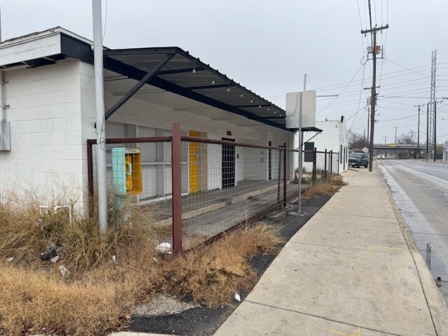 More Photos Of , San Antonio General Retail For Sale