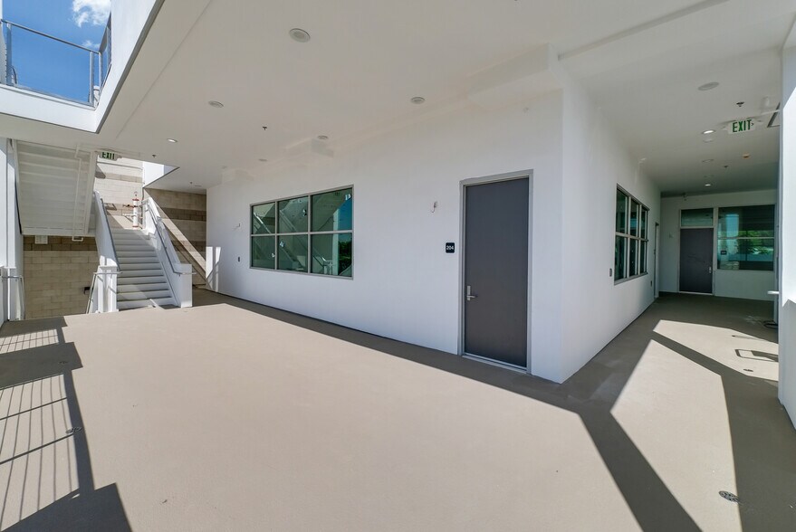 More Photos Of 330 E Las Tunas Dr, San Gabriel Medical For Lease