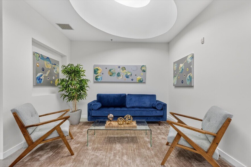 More Photos Of 7301 SW 57th Ct, South Miami Office For Sale