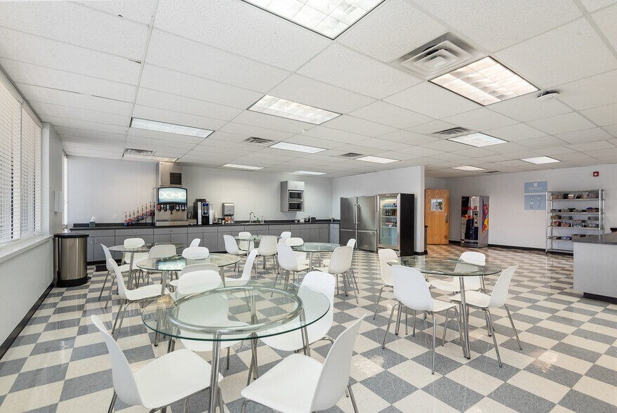 More Photos Of 808 E Utah Valley Dr, American Fork Office For Lease