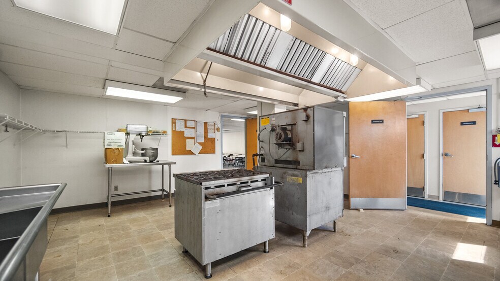 More Photos Of 111 W Main St, West Union Flex For Sale