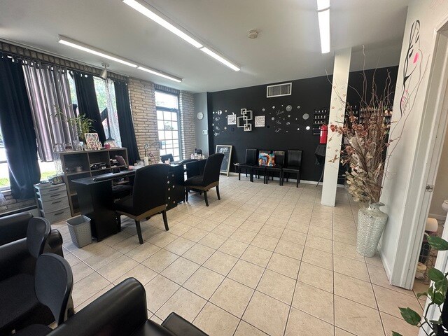 More Photos Of 2345 N Major Ave, Chicago Storefront Retail Residential For Lease