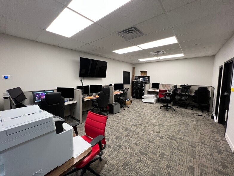 More Photos Of 5776 Shelby Oaks Dr, Memphis Religious Facility For Sale