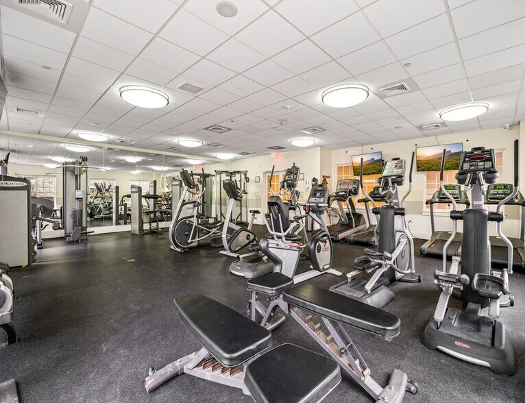 More Photos Of 10000 Town Center Blvd, Voorhees Apartments For Lease