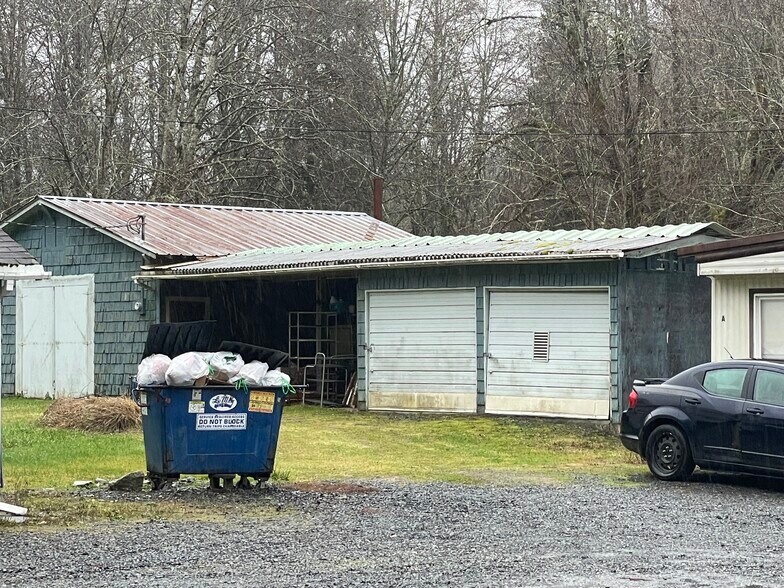 More Photos Of 8598 US Highway 12, Glenoma Apartments For Sale