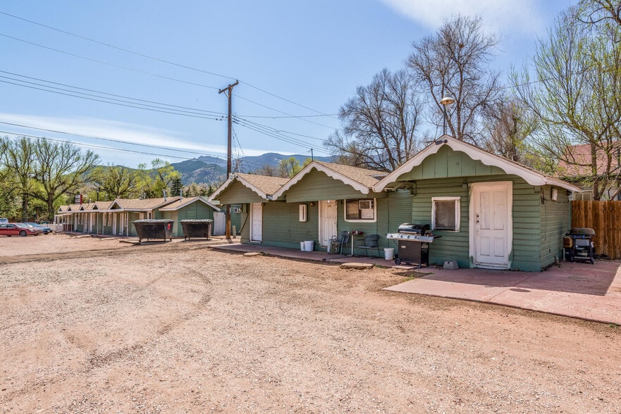 More Photos Of 3620-3626 W Colorado Ave, Colorado Springs Hotel For Sale