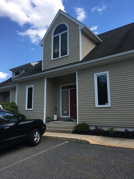More Photos Of 124 Commons Ct, Chadds Ford Office For Lease