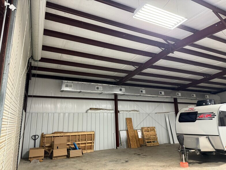 More Photos Of 23523 Lutheran Cemetery Rd, Tomball Flex For Lease