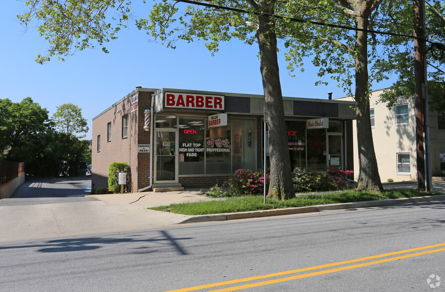 Primary Photo Of 168 Rollins Ave, Rockville Storefront Retail Office For Sale