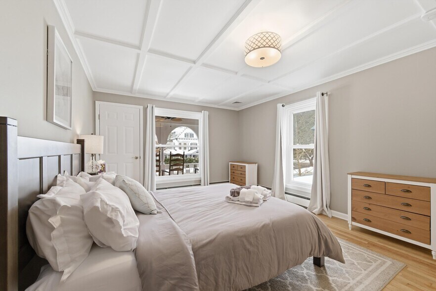 More Photos Of 149 Union Ave, Saratoga Springs Hospitality For Sale
