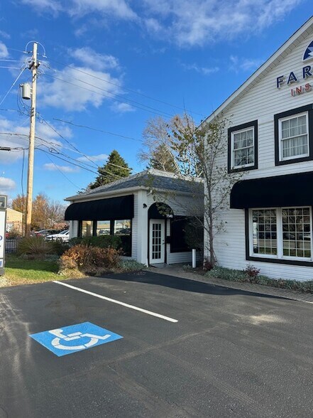 More Photos Of 7536-7540 Mentor Ave, Mentor Storefront Retail Office For Lease
