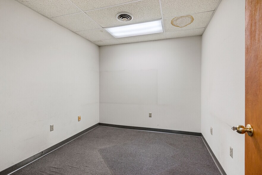 More Photos Of 1430 N Second St, Wisconsin Rapids Manufacturing For Lease