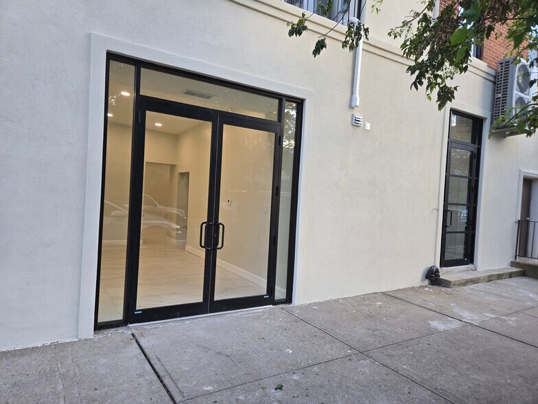 More Photos Of 72 Van Dyke St, Brooklyn Apartments For Lease