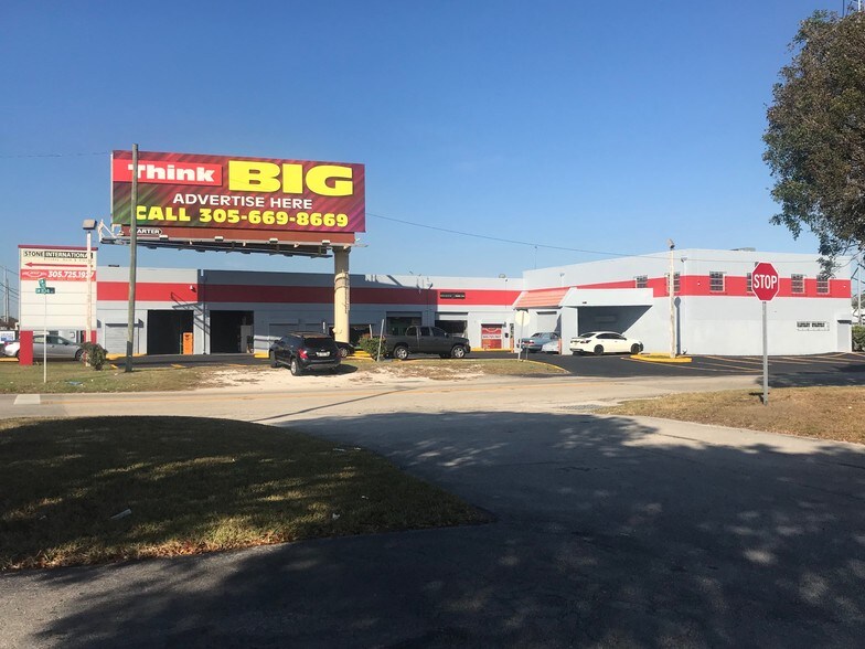 More Photos Of 10401-10409 Quail Roost Dr, Miami Service For Lease