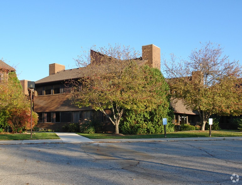 More Photos Of 4125 Okemos Rd, Okemos Office For Lease