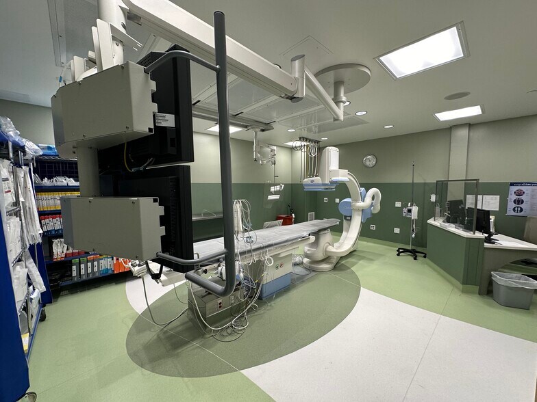 More Photos Of 77 S Dobson Rd, Chandler Office For Sale