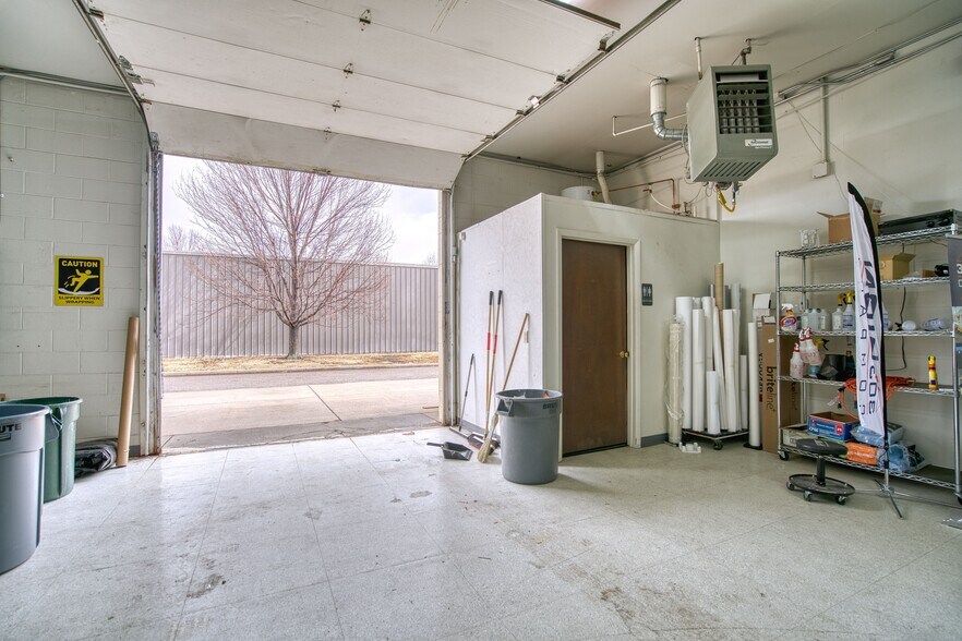 More Photos Of 1820 Delaware Pl, Longmont Warehouse For Sale