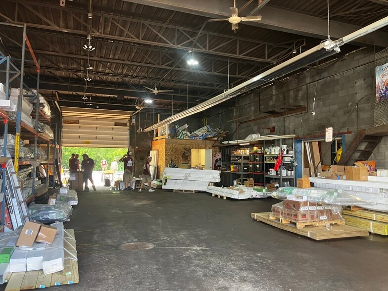 More Photos Of 229 French, Buffalo Service For Sale