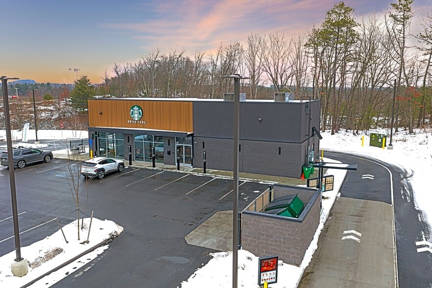 More Photos Of 10 Jungle Rd, Leominster General Retail For Sale