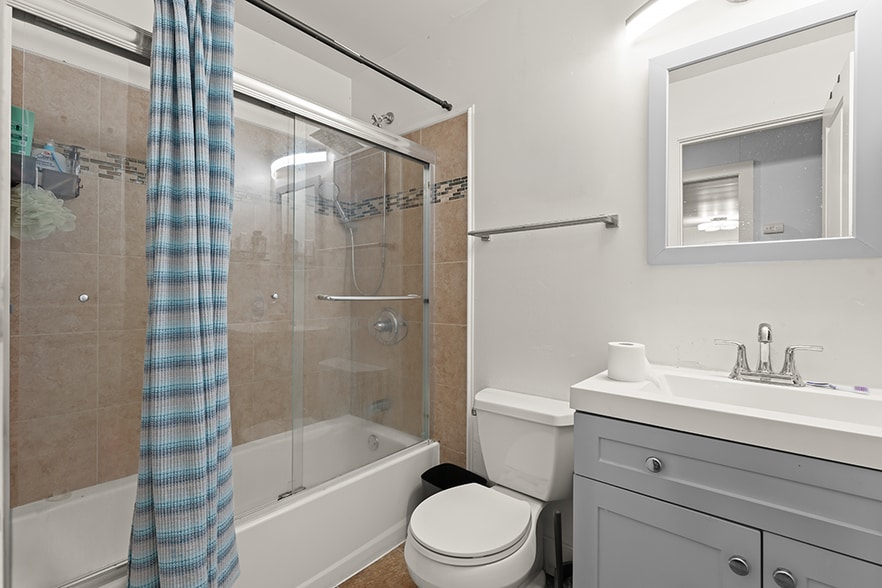 More Photos Of 2100 Sahara Way, Santa Clara Apartments For Sale