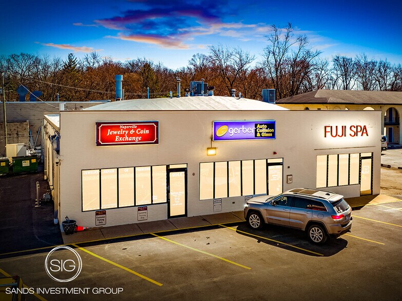 Primary Photo Of 900-914 Ogden Ave, Naperville Storefront For Sale