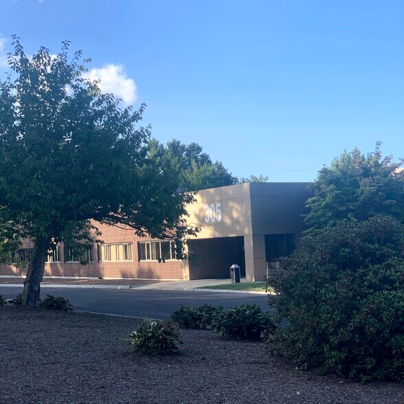 More Photos Of 305 Foster St, Littleton Office For Lease