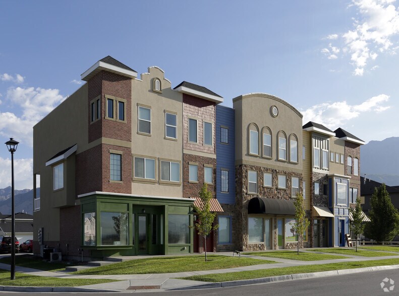 More Photos Of 1008-1032 W 700 S, Pleasant Grove Storefront Retail Residential For Sale