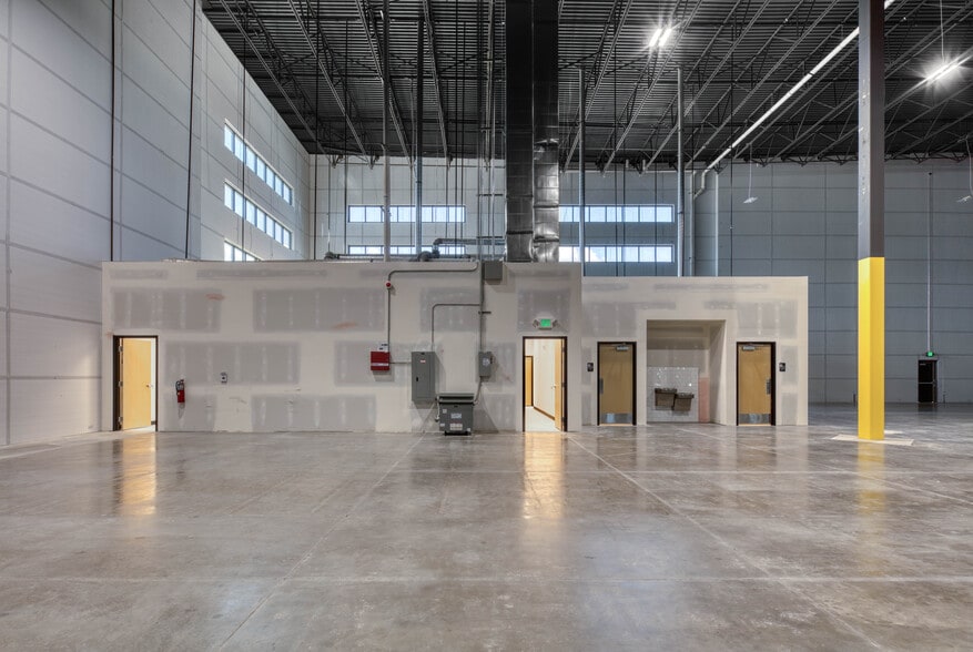 More Photos Of 6081 West 9000 South, West Jordan Unknown For Lease