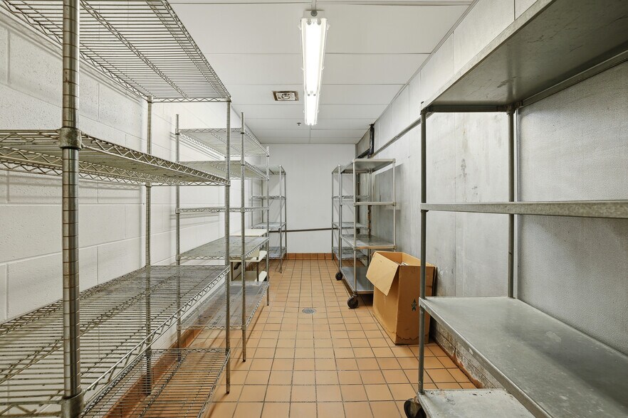 More Photos Of 143 Division St, Stevens Point Restaurant For Sale