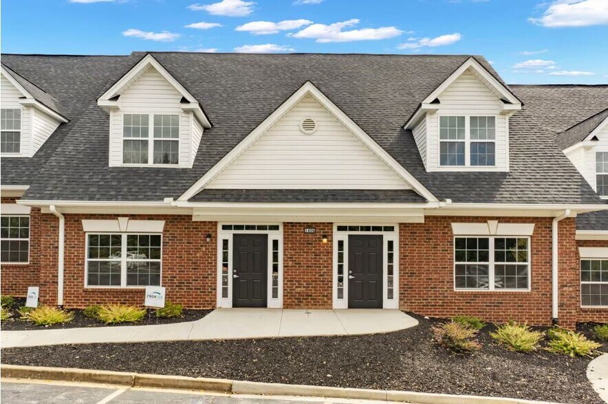 Primary Photo Of 140 Bridges Rd, Mauldin Office For Lease