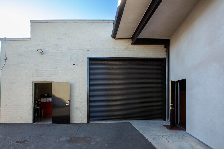 More Photos Of 12924 Yukon Ave, Hawthorne Service For Sale