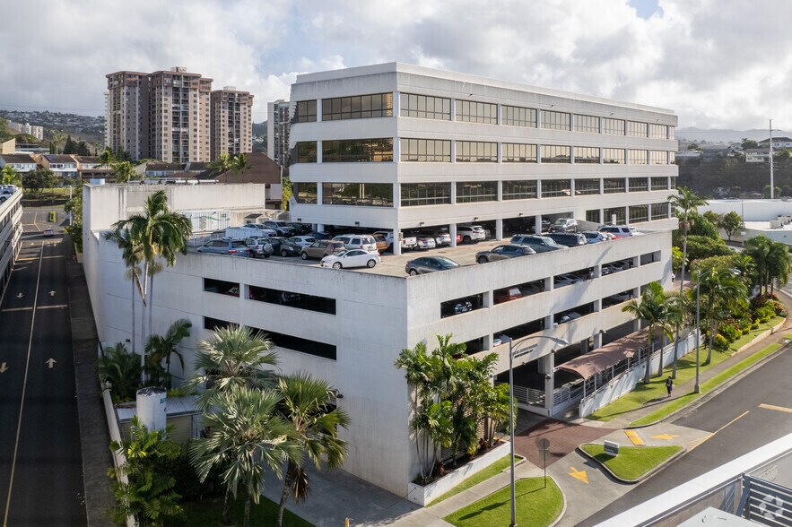 More Photos Of 98-1079 Moanalua Rd, Aiea Hospital For Lease