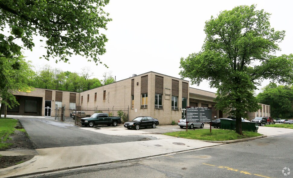 More Photos Of 5760-5788 2nd St NE, Washington Warehouse For Lease