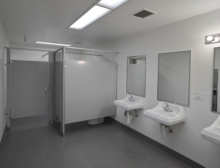 More Photos Of 9177 Center Ave, Rancho Cucamonga Warehouse For Sale