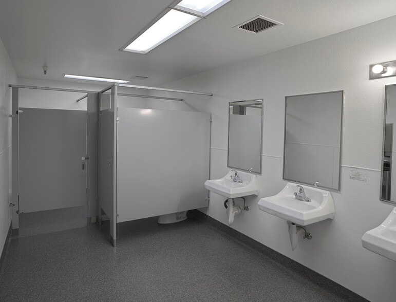 More Photos Of 9177 Center Ave, Rancho Cucamonga Warehouse For Sale