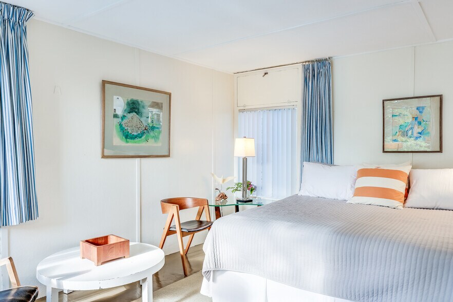 More Photos Of 25 Way 055., Wellfleet Apartments For Sale