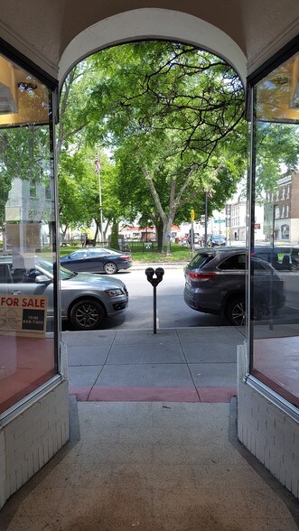 More Photos Of 711 Warren St, Hudson Storefront Retail Residential For Lease