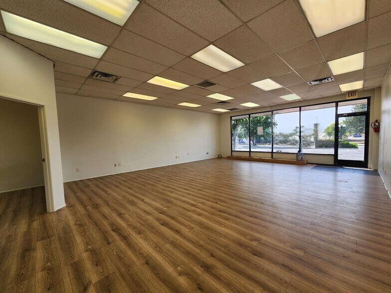 More Photos Of 2889 North Ave, Grand Junction Storefront For Lease