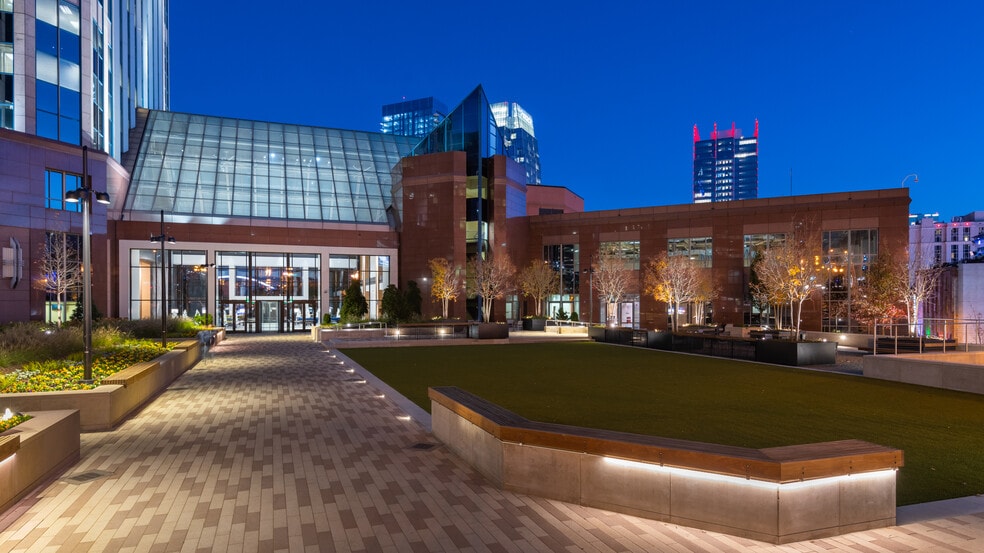 More Photos Of 333 Commerce St, Nashville Loft Creative Space For Lease