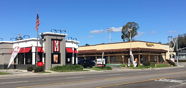 More Photos Of 1075-1079 S Mission Rd, Fallbrook Unknown For Lease