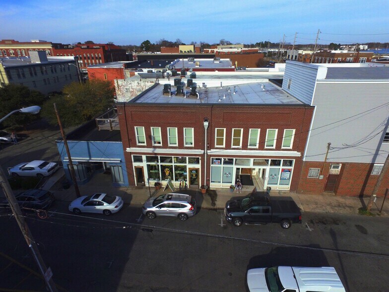 More Photos Of 610 E Fearing St, Elizabeth City General Retail For Lease